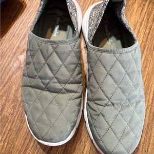 Vera Bradley Quilted Green Slip-On Shoes